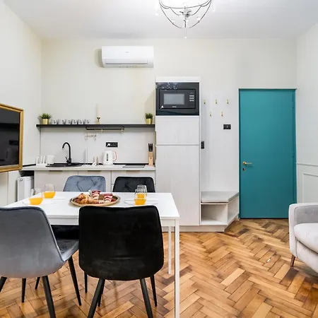 Highline Downtown Residences 6 Persons Family