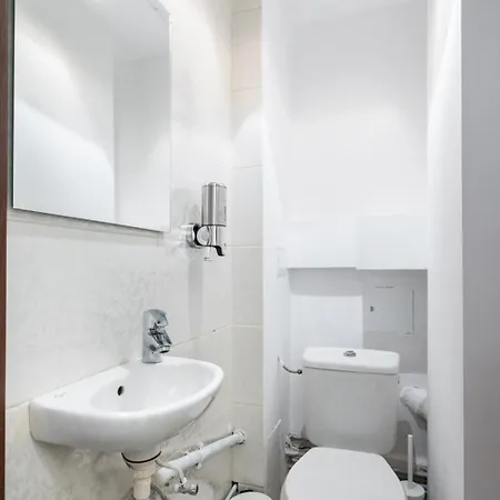 Apartament Highline Downtown Residences 6 Persons Family Bucureşti