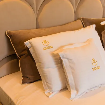 Highline Downtown Residences 6 Persons Family Apartament Bucureşti