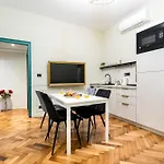 Highline Downtown Residences 6 Persons Family