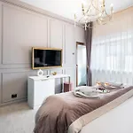 Lejlighed Highline Downtown Residences 6 Persons Family Bukarest