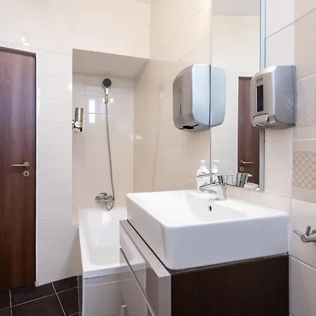 Highline Downtown Residences 6 Persons Family Bucarest