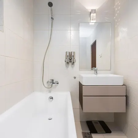 Highline Downtown Residences 6 Persons Family דירה
