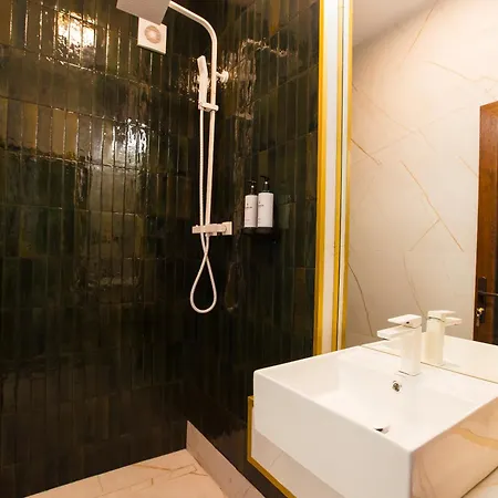 Highline Downtown Residences 6 Persons Family