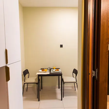 Διαμέρισμα Highline Downtown Residences 6 Persons Family *