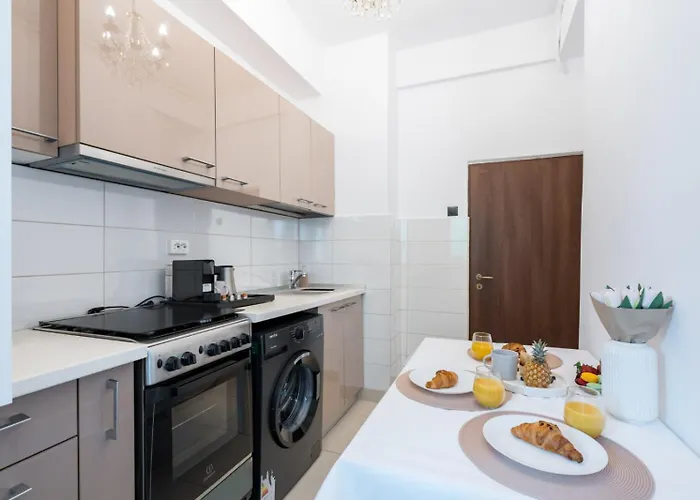 Highline Downtown Residences 6 Persons Family ブカレスト