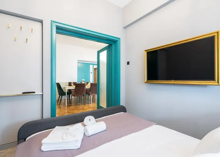 Highline Downtown Residences 6 Persons Family Apartmán *