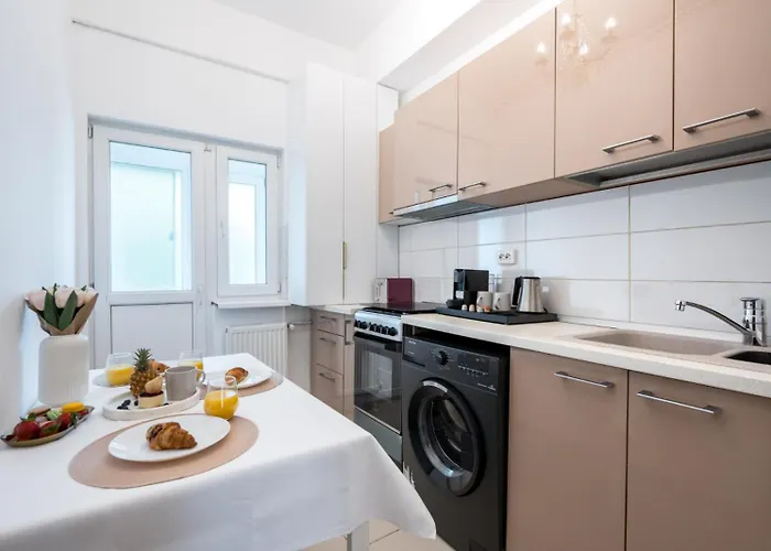 アパート Highline Downtown Residences 6 Persons Family ブカレスト