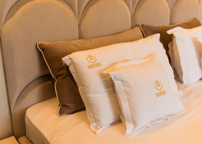 Highline Downtown Residences 6 Persons Family アパート ブカレスト