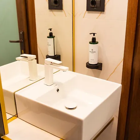 Highline Downtown Residences 6 Persons Family